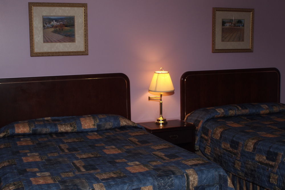 Colonial Motel Chatham-Kent Buitenkant foto