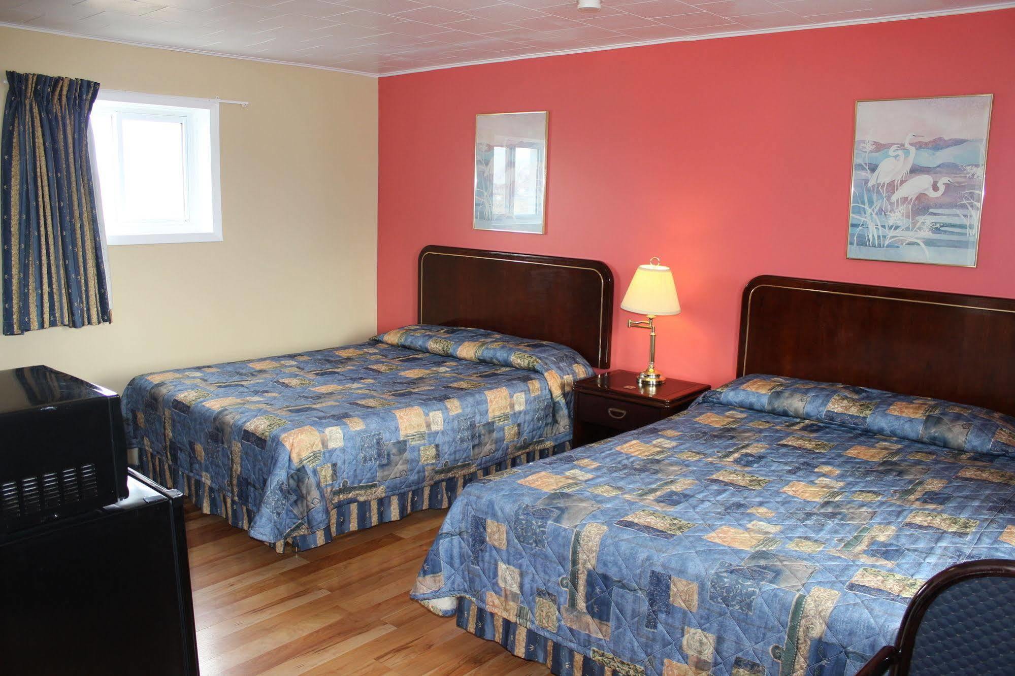 Colonial Motel Chatham-Kent Buitenkant foto